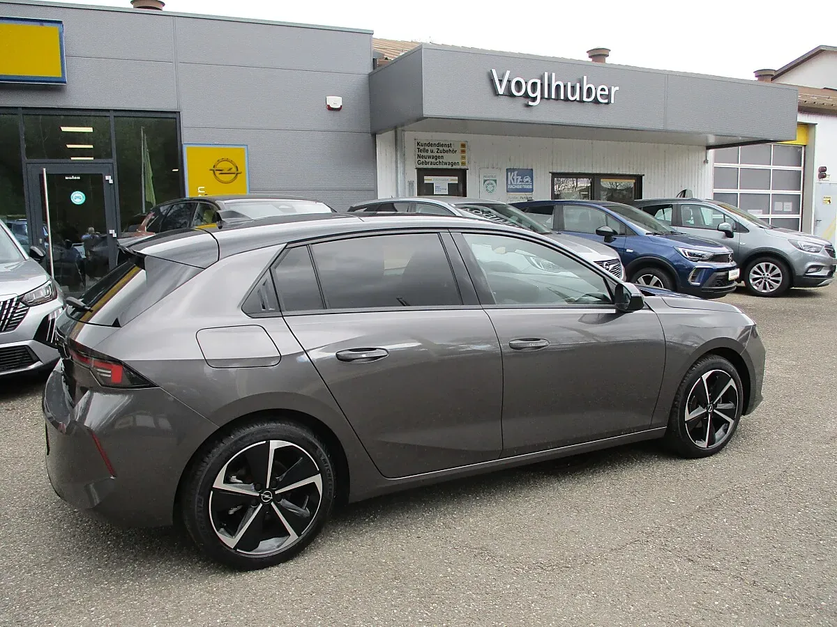 Opel Astra 2026 photo 2
