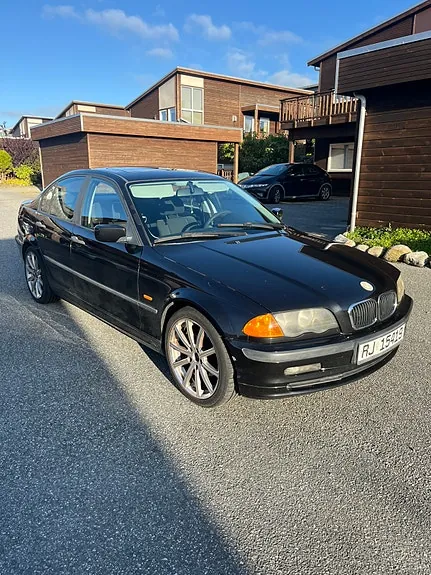 BMW 318I 1998 photo 2