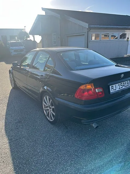 BMW 318I 1998 photo 4