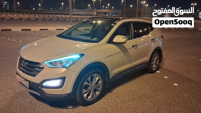Hyundai Santa Fe 2013 photo 2