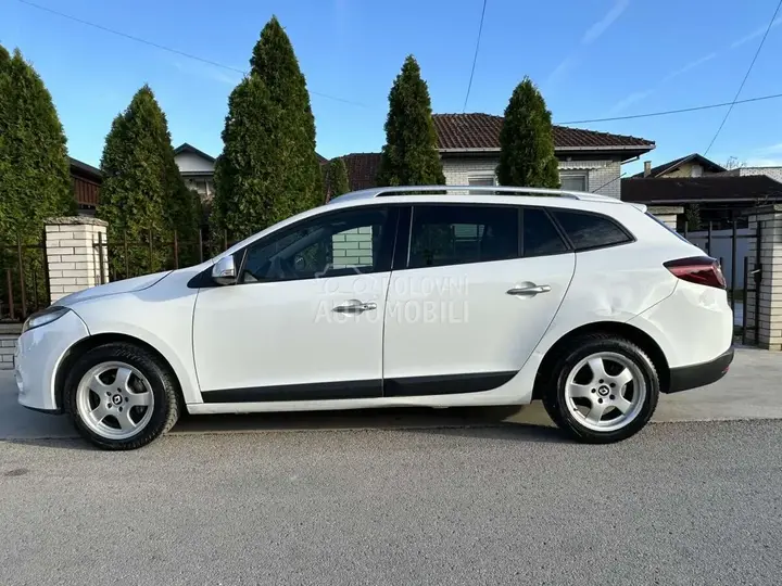 Renault Megane 2009 photo 4