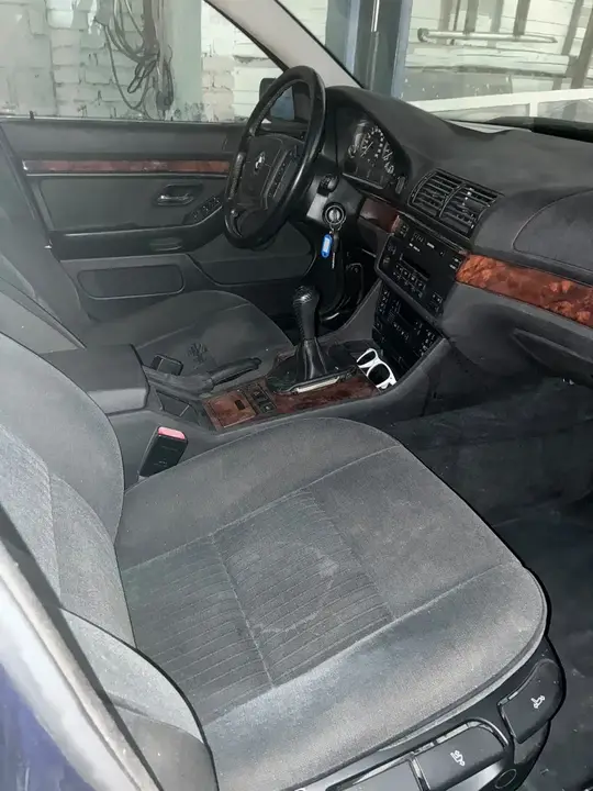 BMW 3 Series 1997 photo 2