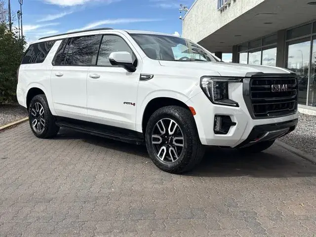 GMC Yukon Xl 2023 photo 2