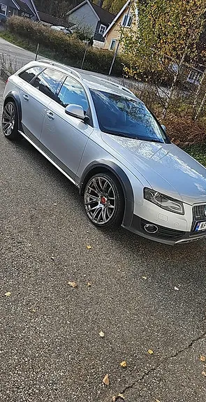 Audi A4 Allroad 2011 photo 5