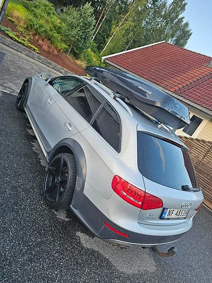 Audi A4 Allroad 2011 photo 4