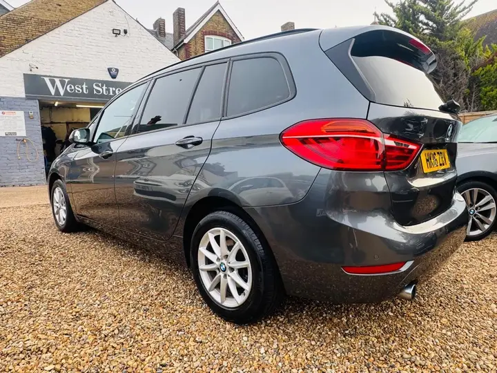 BMW 2 Series Gran Tourer 2016 photo 4