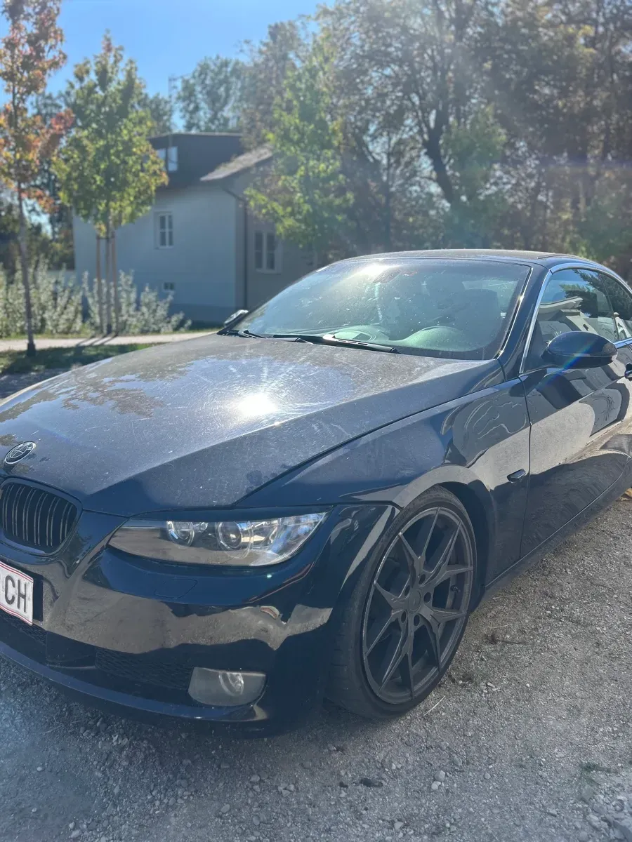 BMW 3 Series 2008 photo 2