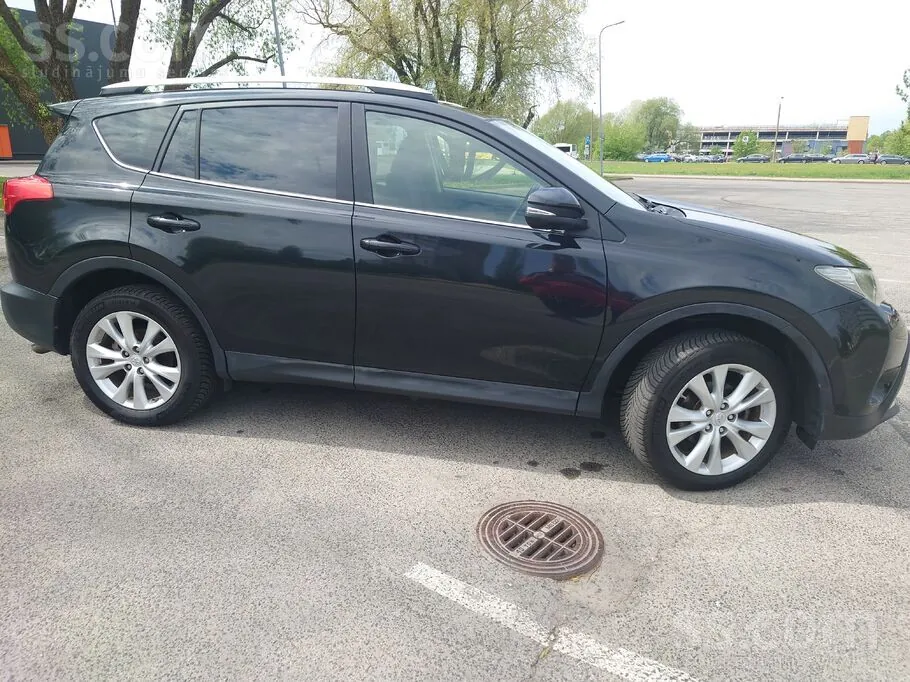 Toyota Rav4 2013 photo 4