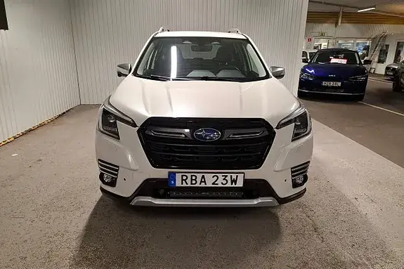 Subaru Forester 2024 photo 2
