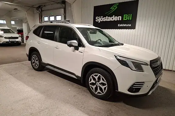 Subaru Forester 2024 photo 3