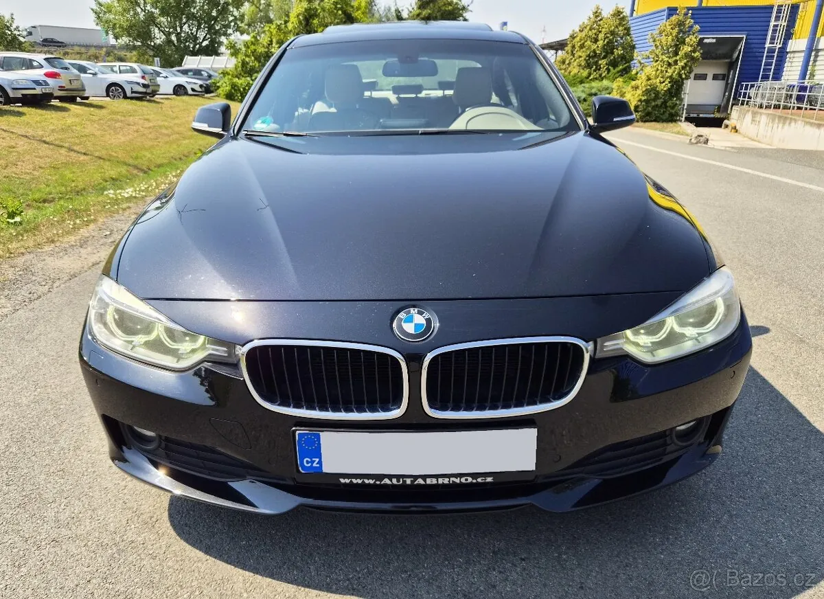 BMW 335I 2012 photo 2