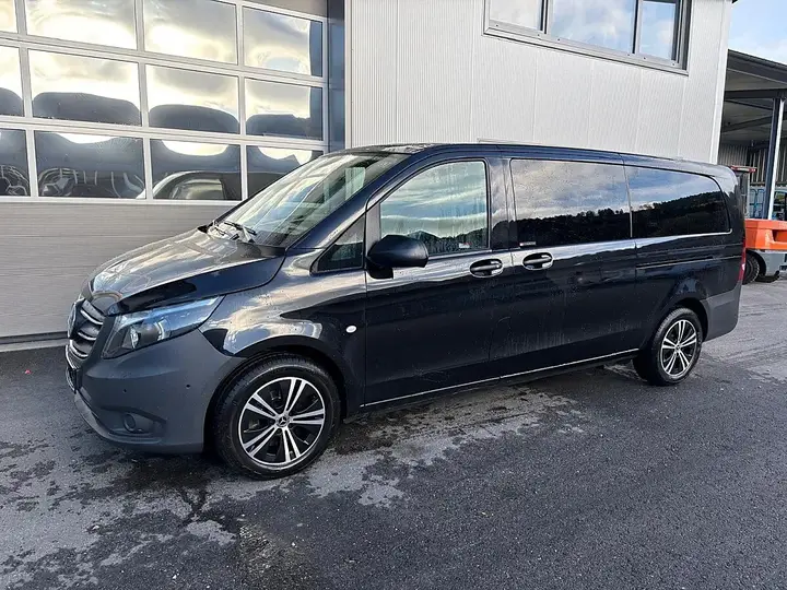 Mercedes-Benz Vito 2022 photo 2
