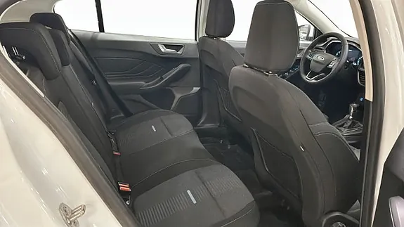 Ford Focus 2023 photo 5