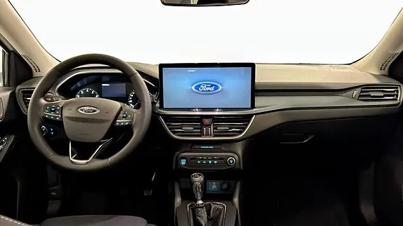 Ford Focus 2023 photo 4