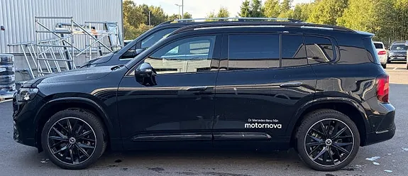 Mercedes-Benz Glb350 2026 photo 2