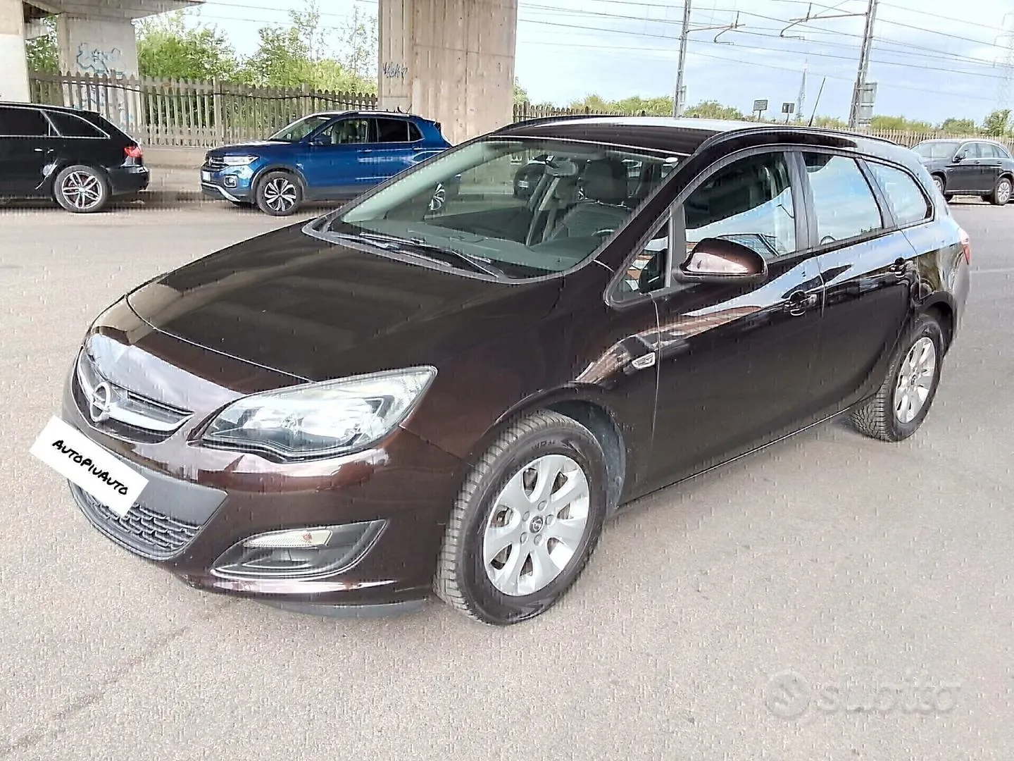 Opel Astra 2015 photo 2