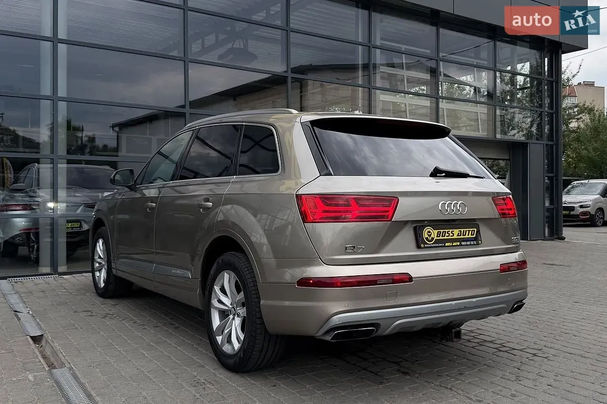 Audi Q7 2017 photo 5