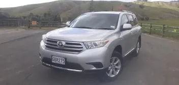 Toyota Highlander 2011 photo 2
