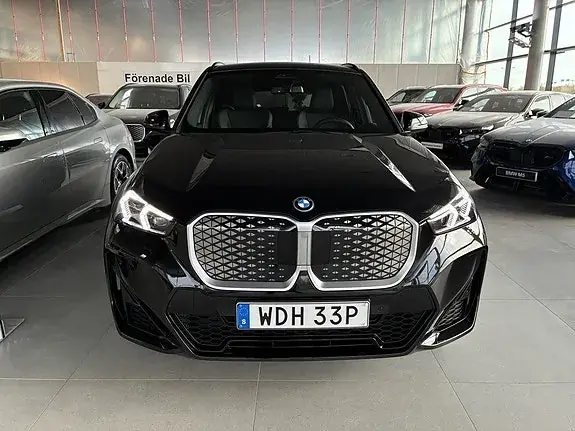 BMW Ix1 2027 photo 2