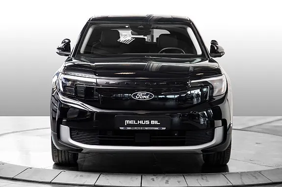Ford Explorer 2025 photo 3