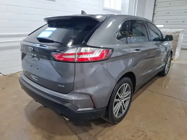 Ford Edge 2021 photo 4