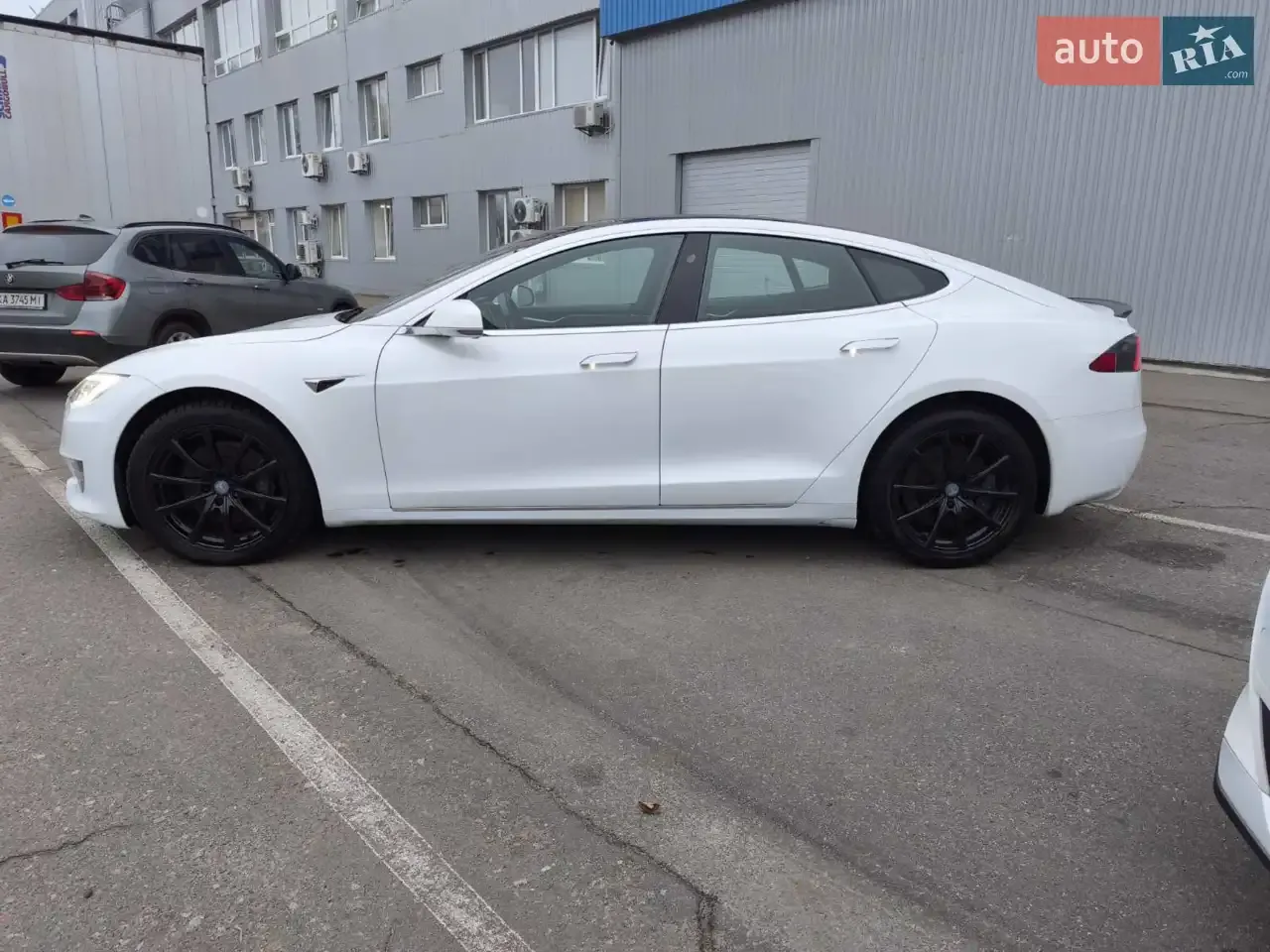 Tesla Model S 2018 photo 3