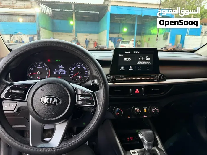 Kia Forte 2020 photo 2