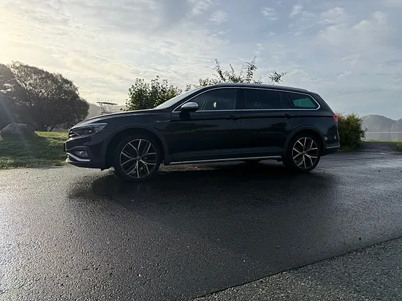Volkswagen Passat Alltrack 2021 photo 4