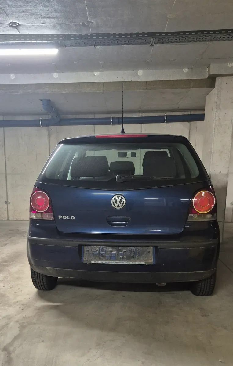 Volkswagen Polo 2009 photo 2