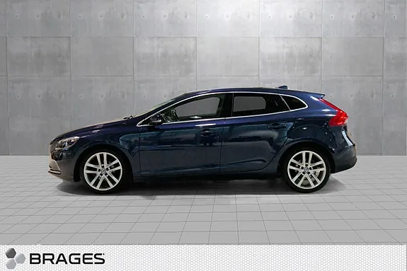 Volvo V40 2015 photo 2