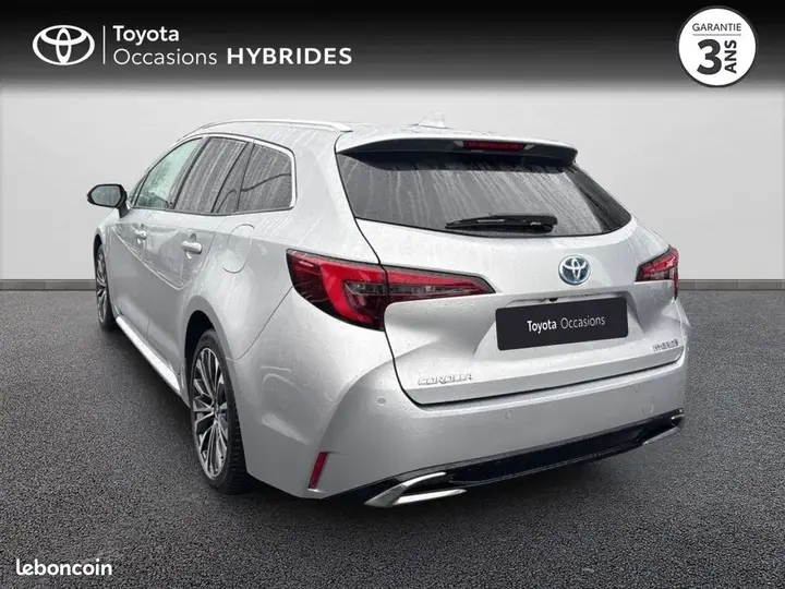 Toyota Corolla 2023 photo 2