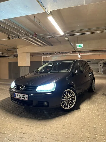 Volkswagen Golf V