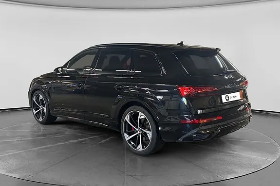 Audi Q7 2021 photo 3