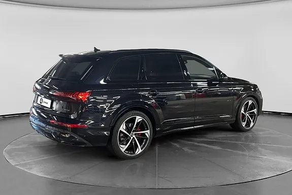 Audi Q7 2021 photo 5