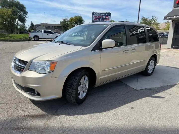 Dodge Grand Caravan 2015 photo 3
