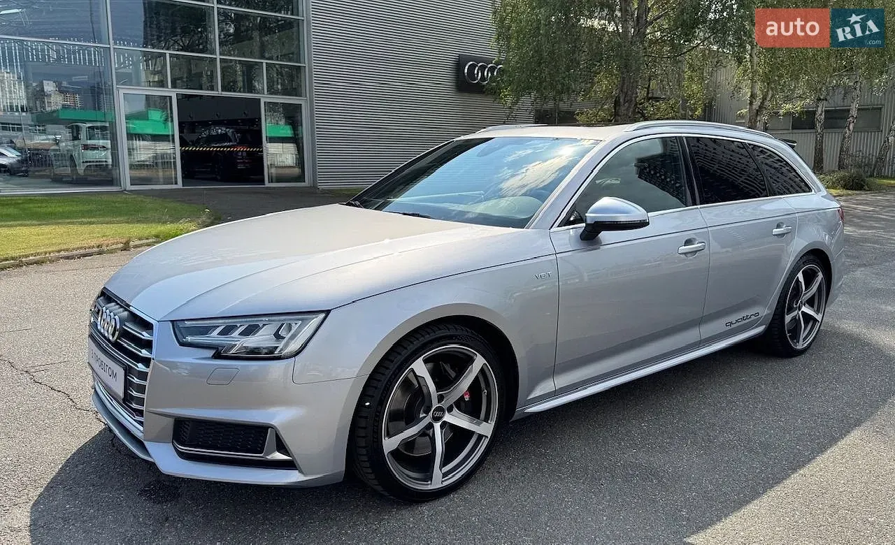 Audi S4