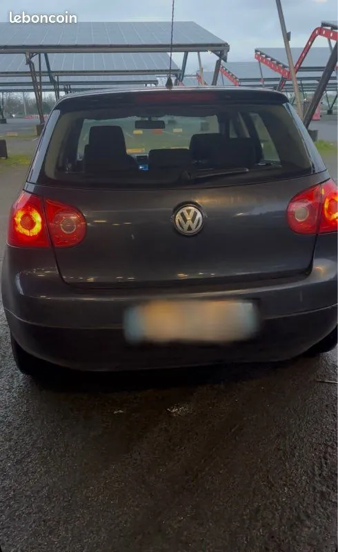 Volkswagen Golf 2005 photo 2