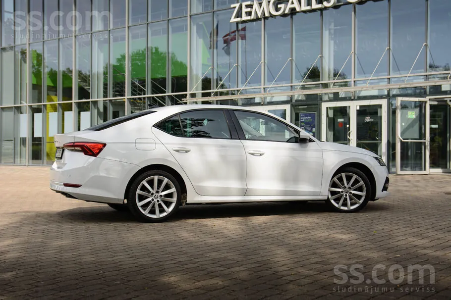 Skoda Octavia 2021 photo 5
