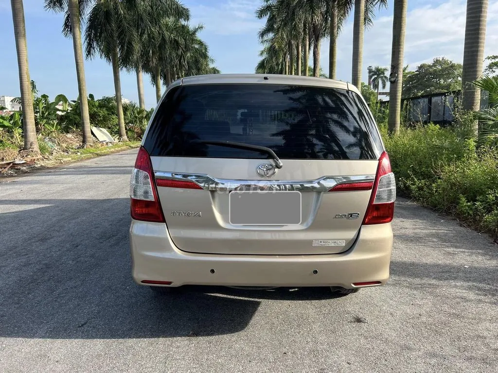 Toyota Innova 2014 photo 3