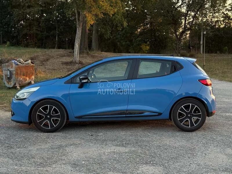 Renault Clio 2012 photo 4