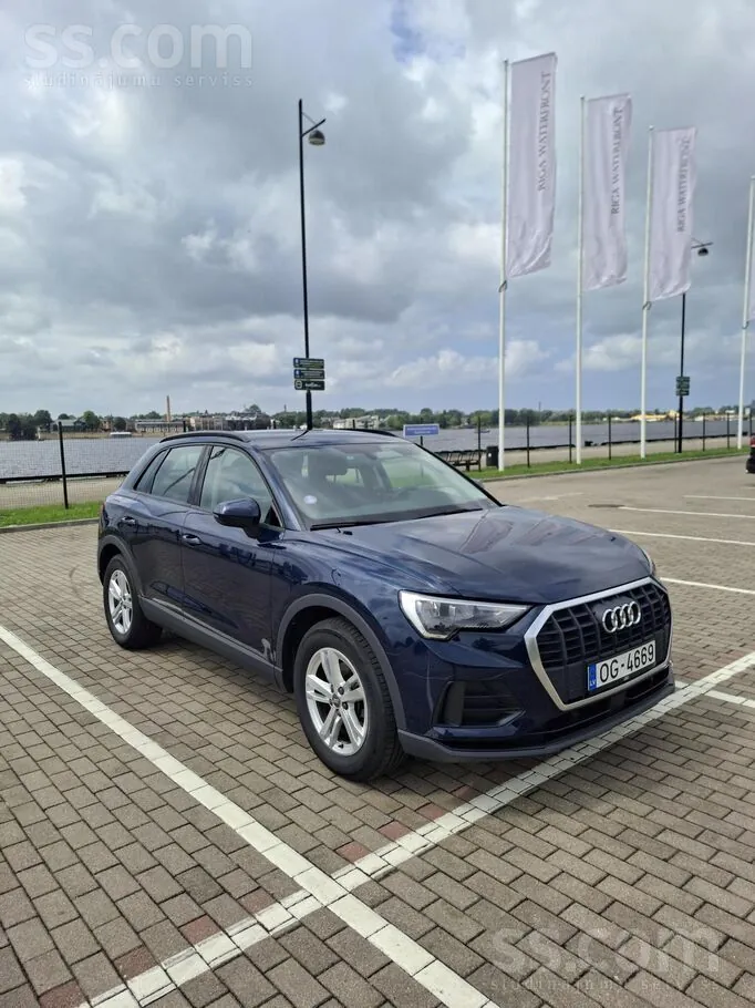 Audi Q3 2020 photo 2