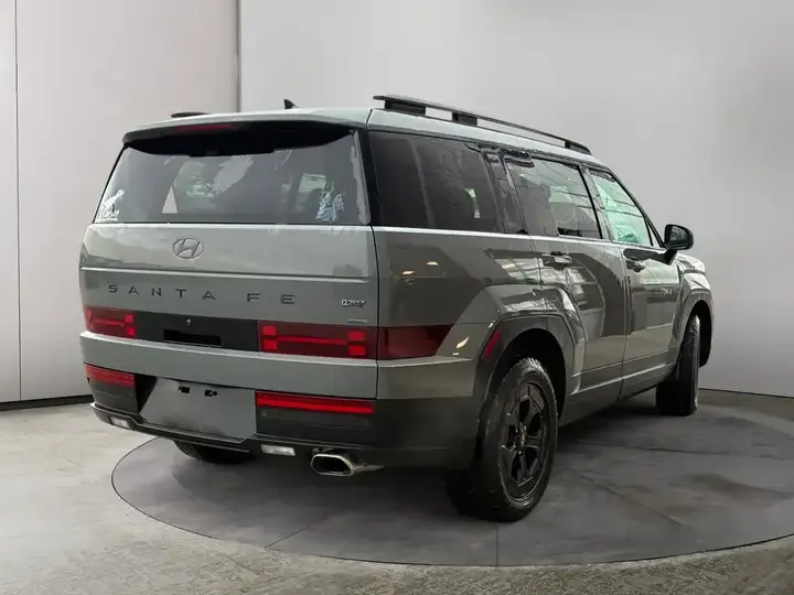 Hyundai Santa Fe 2024 photo 5