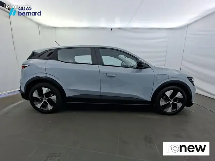 Renault Megane 2023 photo 4