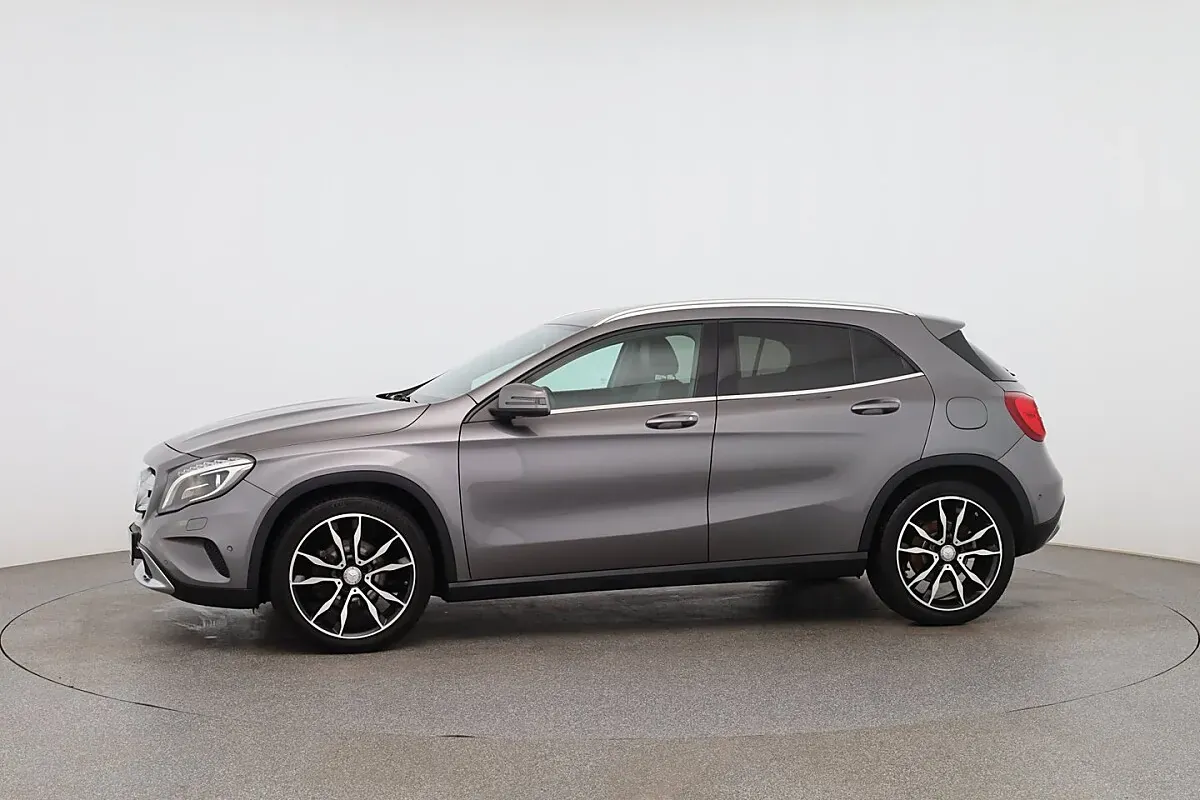 Mercedes-Benz Gla Class 2014 photo 2