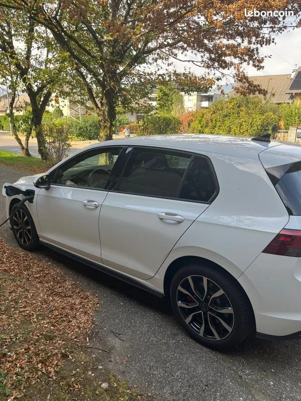 Volkswagen Golf 2020 photo 2