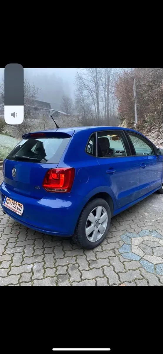 Volkswagen Polo 2010 photo 2