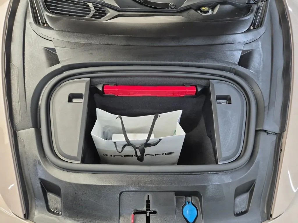 Porsche Taycan 2021 photo 5
