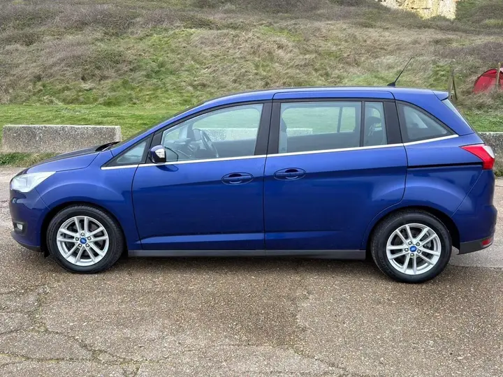Ford Grand C-Max 2015 photo 5
