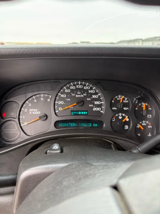 Chevrolet Silverado 1500 2005 photo 2
