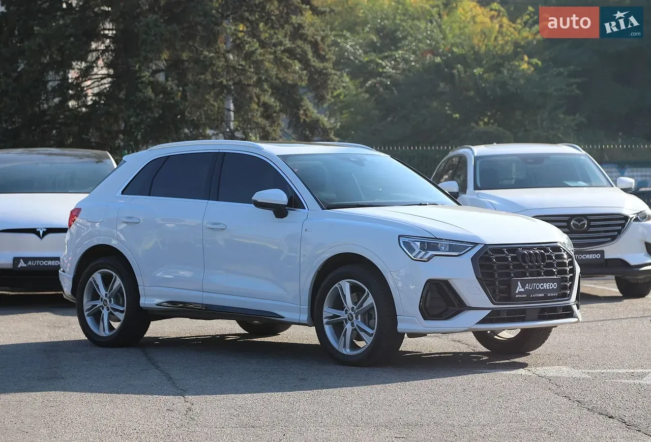 Audi Q3 2021 photo 4
